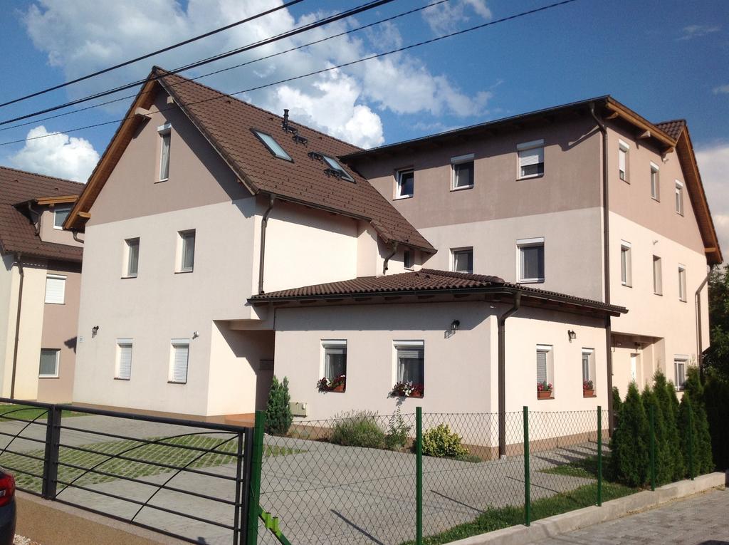 Bella Apartman Balatonfüred Kamer foto